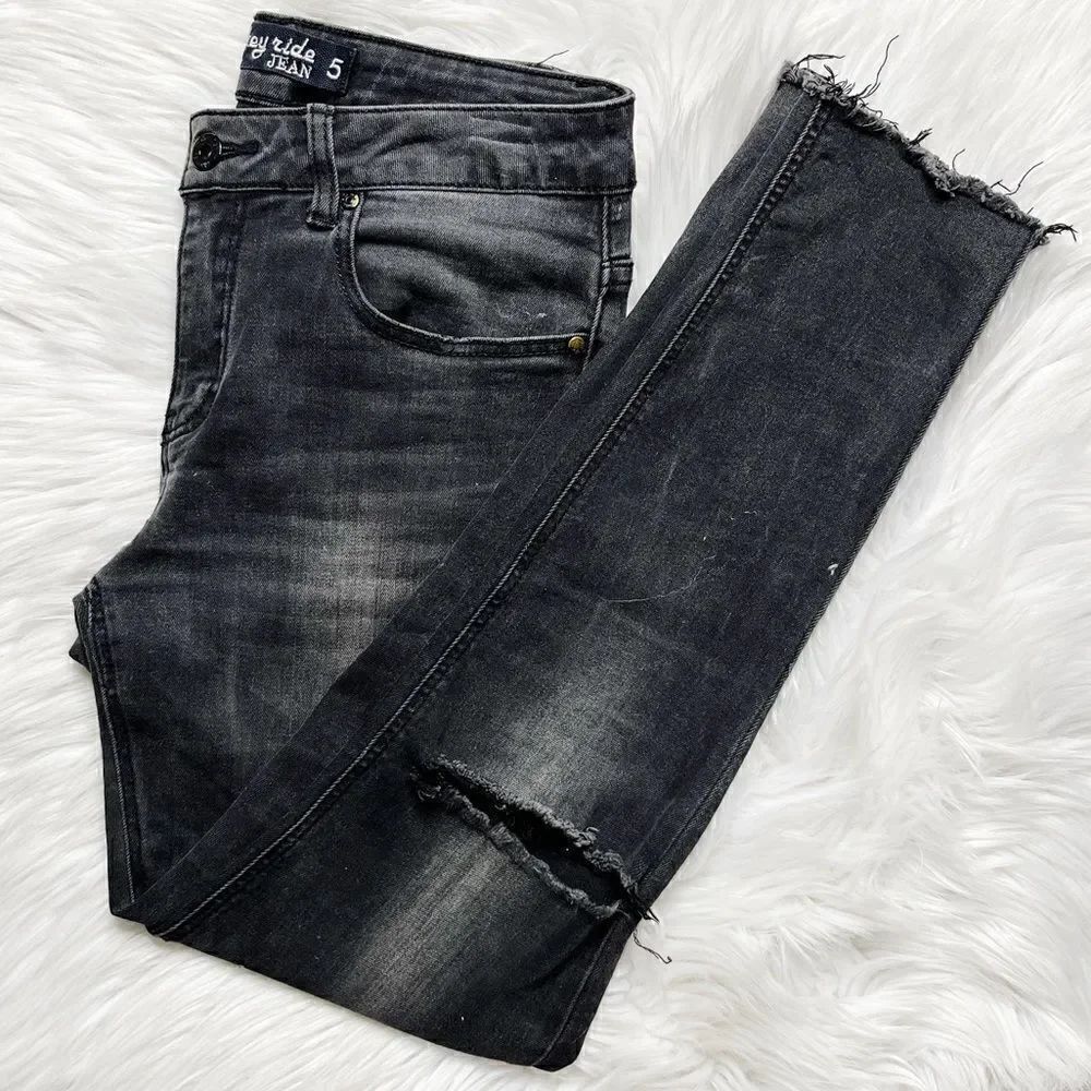 Monkey Ride Distressed Skinny Jeans Black Size 5